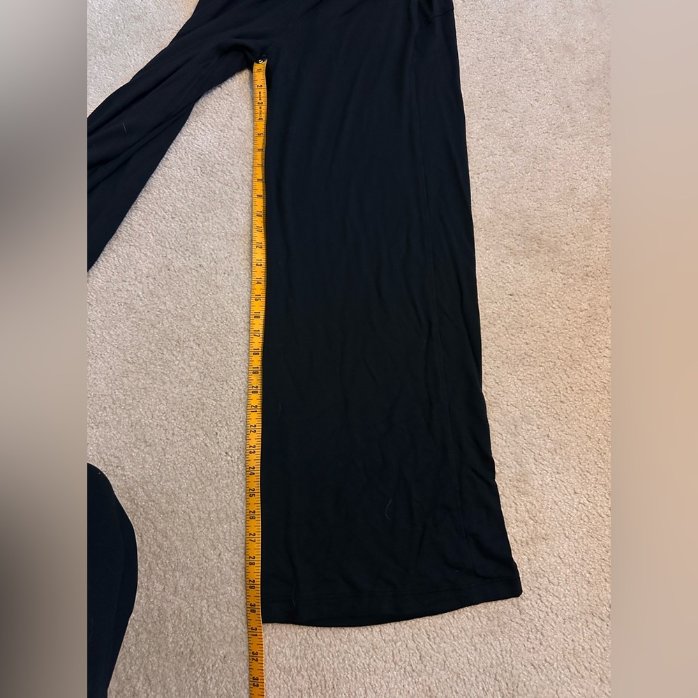 Lululemon BeCalm Mid-Rise Wide-Leg Pant Small Black - Picture 3 of 4